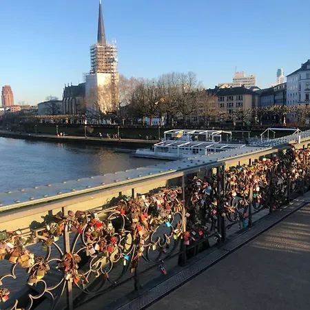 Panorama * Frankfurt nad Mohanem
